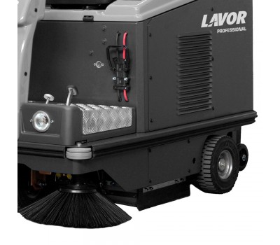 Подметальная машина LAVOR Professional SWL R1000 ST Подметальная машина LAVOR Professional SWL R1000 ST
