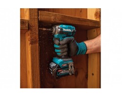Бесщеточный ударный шуруповерт Makita 40B XGT TD003GZ-foto4