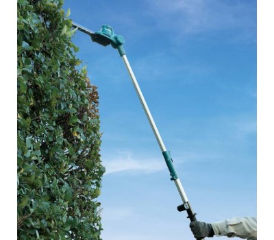 Аккумуляторный кусторез со штангой Makita UN460WDZ Аккумуляторный кусторез со штангой Makita UN460WDZ