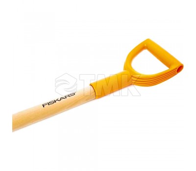 Лопата FISKARS штыковая деревянный черенок Лопата FISKARS штыковая деревянный черенок