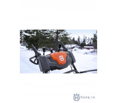 Снегоуборщик бензиновый Husqvarna ST 230 Снегоуборщик бензиновый Husqvarna ST 230
