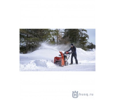 Снегоуборщик бензиновый Husqvarna ST 230 Снегоуборщик бензиновый Husqvarna ST 230