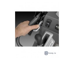 Снегоуборщик бензиновый Husqvarna ST 427T-foto4