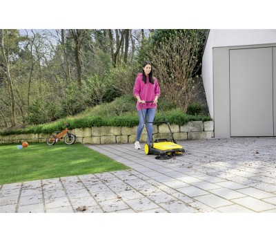 Ручная подметальная машина KARCHER S 4 Ручная подметальная машина KARCHER S 4