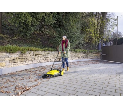 Ручная подметальная машина KARCHER S 4 Ручная подметальная машина KARCHER S 4