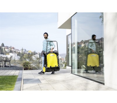 Ручная подметальная машина KARCHER S 6 Twin Ручная подметальная машина KARCHER S 6 Twin